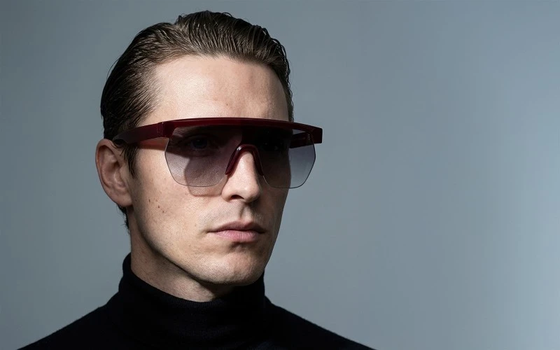 A man wear the acetate sunglasses A man wear the acetate sunglasses